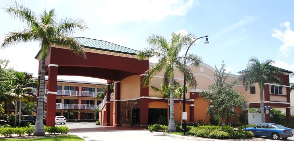 Plantation Inn Hotel And Lounge Ngoại thất bức ảnh
